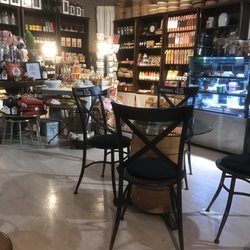 Gift shop Kahvilla, Robert’s Coffee Corner 